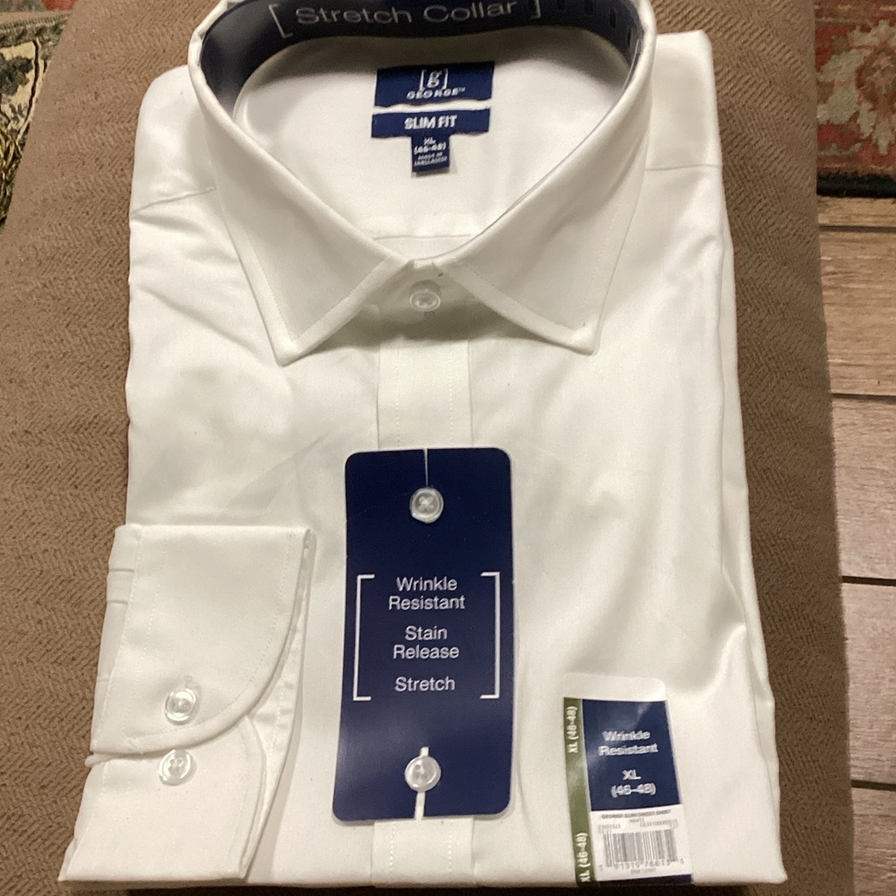 Van Heusen Men's Classic White Dress Shirt